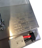 72V100Ah Li-Ionen LiFeP04 Akku  DZD-72100AZF24S1P mit Ladegerät 12Ah